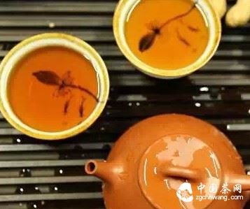 Purchasing a Purple Clay Pot: 