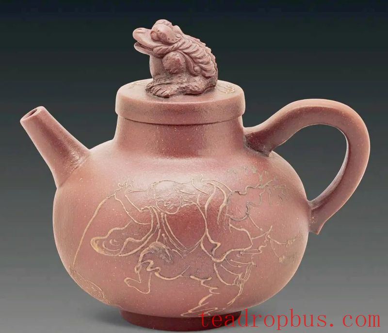 Tea Stains May Be Harmless, but It's Best to Clean Your Teapot Anyway-3
