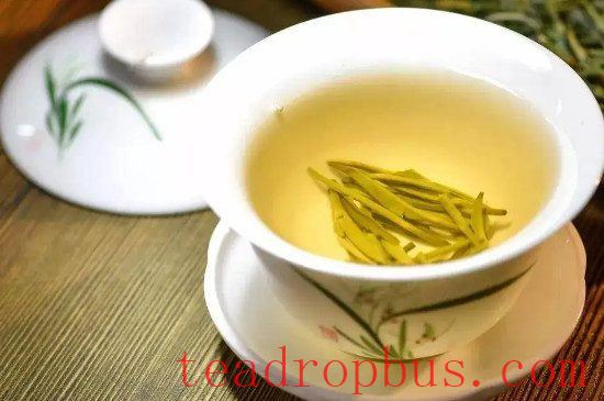A Guide to Water Temperatures for Brewing Different Types of Tea-3