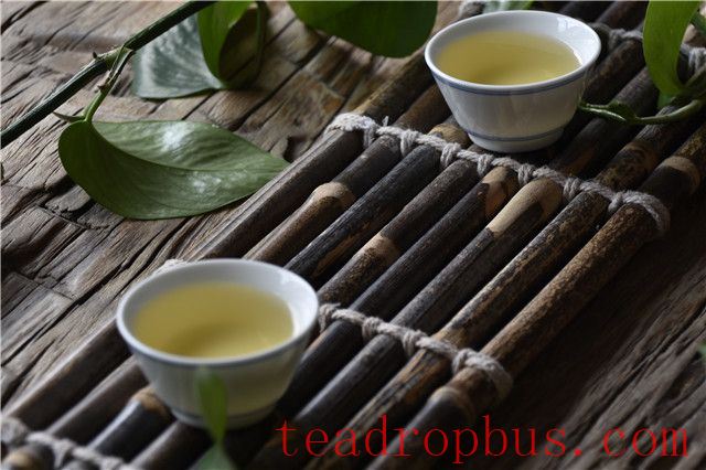 Listening to the Voice of Your Heart in a Cup of Tea, Communicating with Your Inner Self-1