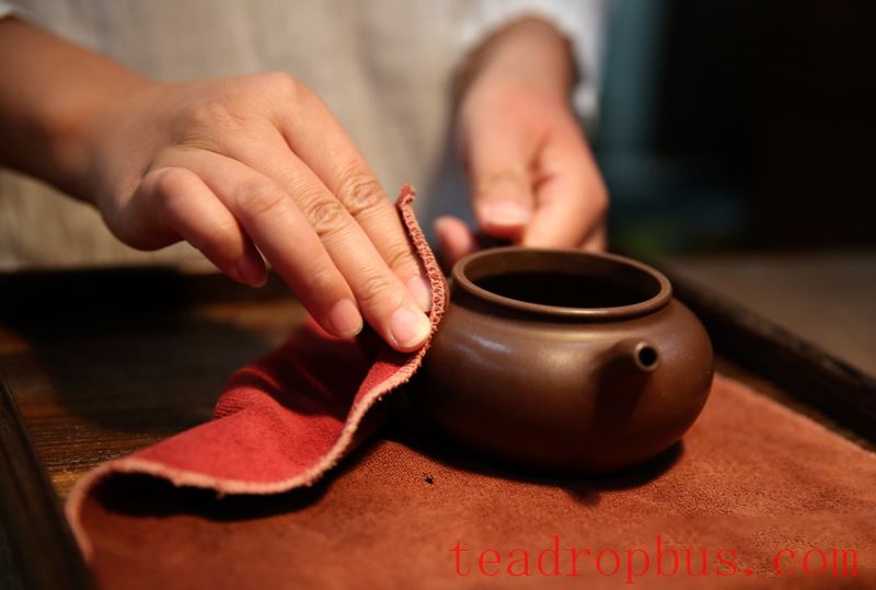 Where Lies the Secret to Achieving an Effect Worth Hundreds of Thousands from a Teapot Bought for Just a Few Hundred Yuan?-12