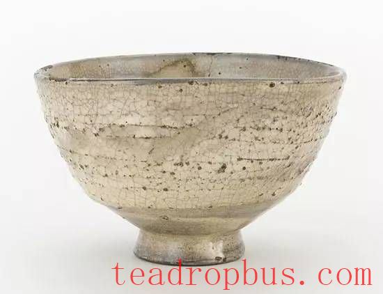 Experiencing the Beauty of a Tea Bowl in a Cup of Tea-11
