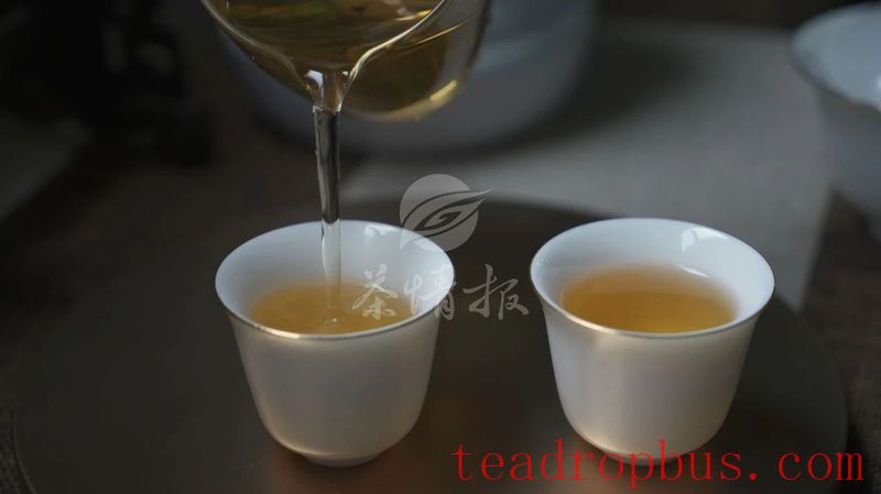 Litchi and Tea: An Unexpected Combination!-7