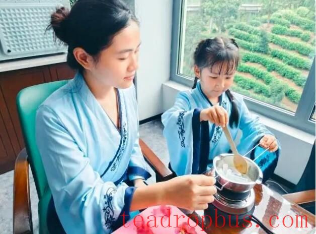 Anji Meixi: Keen to Study, Rich in Tea Aroma-3