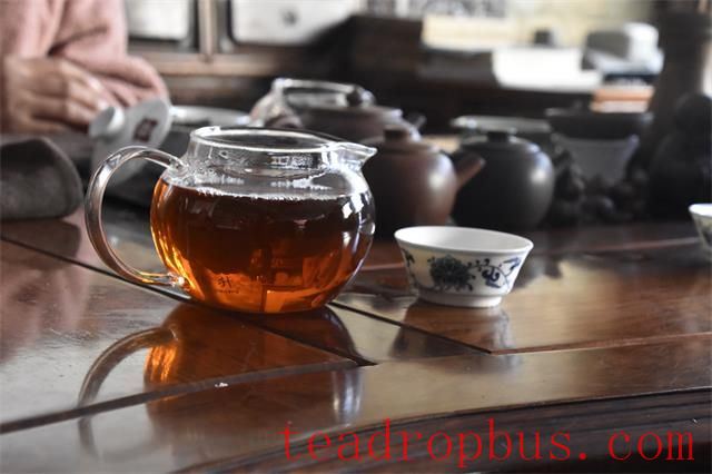 Bitter and Unpalatable Tea Infusions? What Are the Techniques for Brewing Pu'er Tea for Beginners?-3