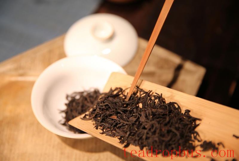 Sweet Potato Aroma? Pine Smoke Aroma? This Article Helps You Understand the Aromas of Black Tea-2