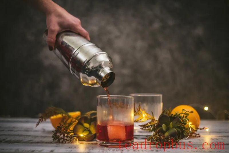 It's said that tea and alcohol are inseparable. Have you tried these modern tea wines?-3