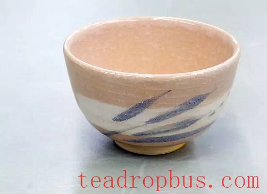 Experiencing the Beauty of a Tea Bowl in a Cup of Tea-9