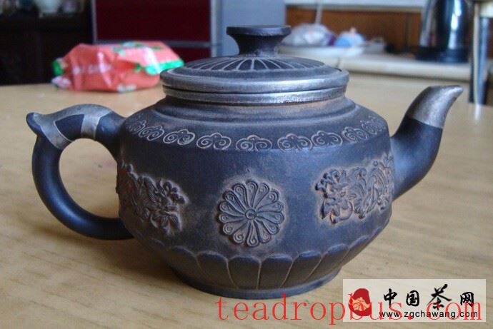 Several Common Techniques of Zi Sha Decoration-4-ChinaTeaGuru: Exploring Chinese Tea Culture and Kung Fu Tea - Tea Art, Tea Ceremony, Tea Knowledge Several Common Techniques of Zi Sha Decoration-4