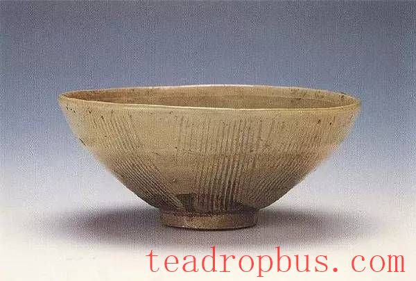Experiencing the Beauty of a Tea Bowl in a Cup of Tea-6