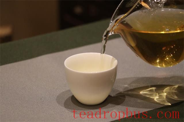 Tea and the Flow of Life: Love for Tea Goes Beyond-1