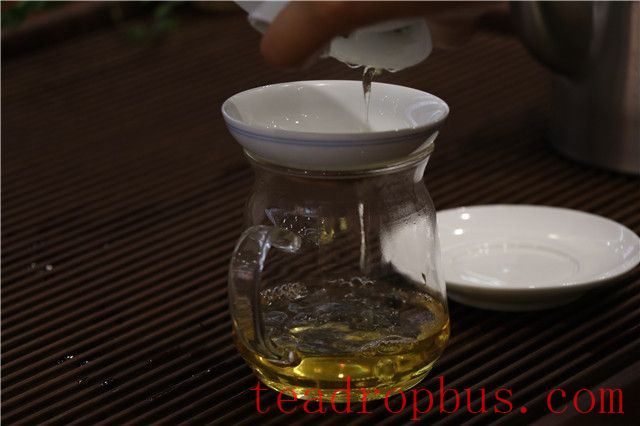 The Timing of Pouring Out the Tea Infusion is Crucial When Brewing Tea-2