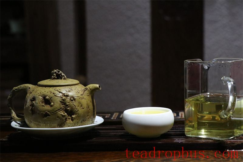What are the steps for brewing Pu'er tea?-2