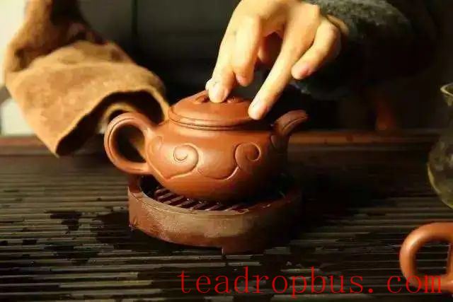 Preserving Unused Purple Clay Teapots: Tips and Tricks!-5