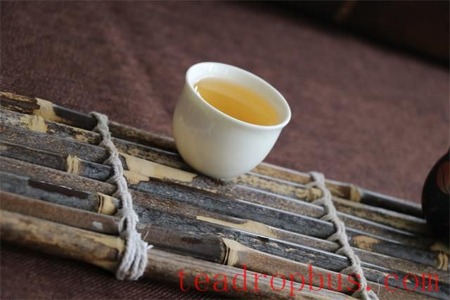 Tea, a Stream of Continuous Consumption-2