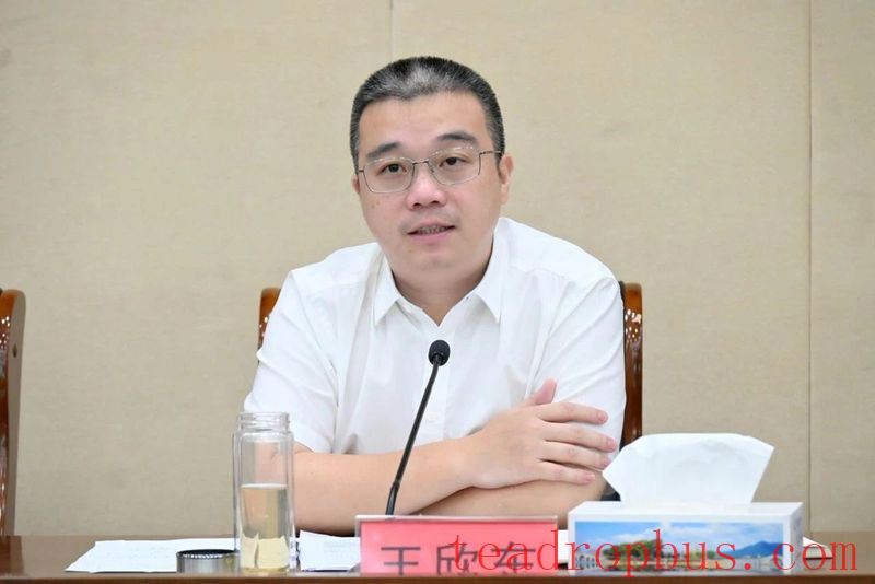Bearing the Dreams of More Than 30,000 Tea Farmers: The County Chief and CPPCC Members Discuss the Tea Economy of Tiantai!-8