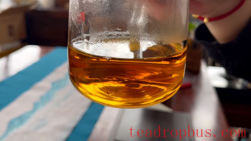 Taste of Dian Hong Tea, How to Brew Dian Hong Gongfu Black Tea for Best Flavor-8
