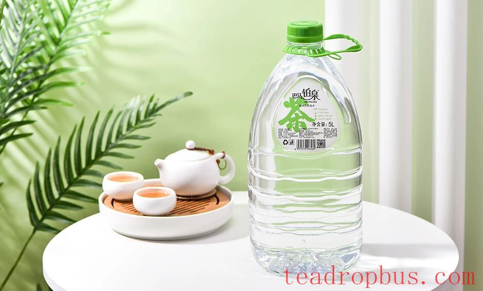 The Wonderful Experience of Brewing Tea with Iced Mineral Water-1