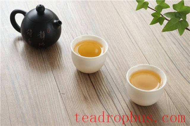 What Kind of Tea Ware Should Be Used for Pu'er Tea-1