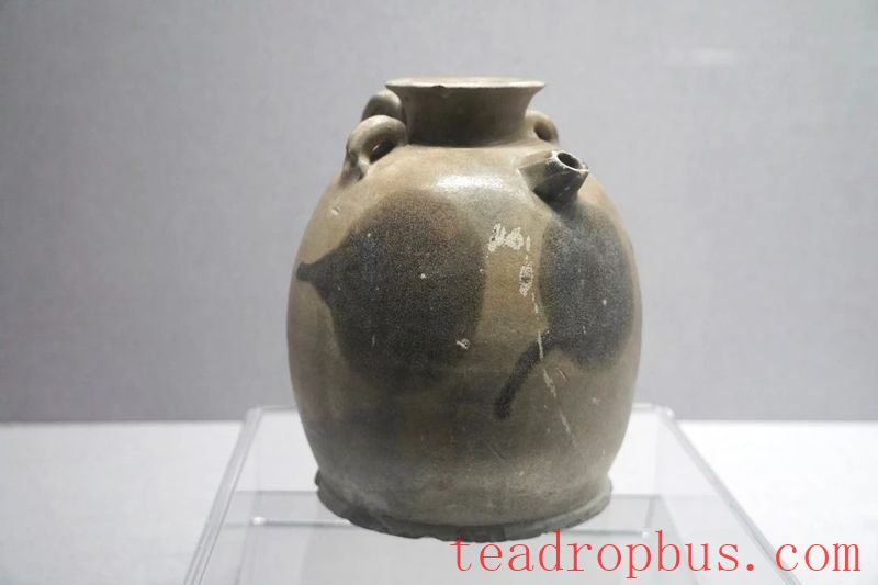 A Hundred Ways to Use Tea Utensils in the Tang Dynasty-3