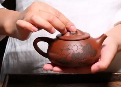 Purchasing a Teapot: How to Identify Chemical Teapots?-1-ChinaTeaGuru: Exploring Chinese Tea Culture and Kung Fu Tea - Tea Art, Tea Ceremony, Tea Knowledge Purchasing a Teapot: How to Identify Chemical Teapots?-1