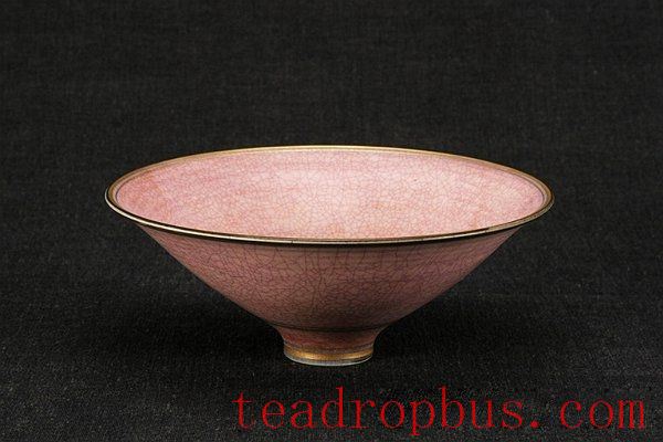 Experiencing the Beauty of a Tea Bowl in a Cup of Tea-17
