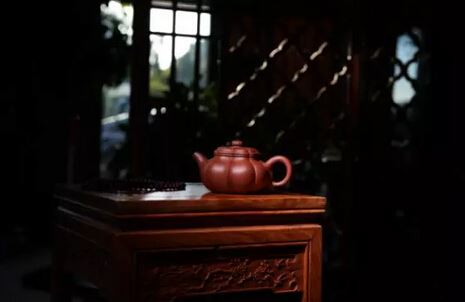 A Pot, A Story: Helianthus in Bloom — The Helianthus Antique Imitation Teapot-2-ChinaTeaGuru: Exploring Chinese Tea Culture and Kung Fu Tea - Tea Art, Tea Ceremony, Tea Knowledge A Pot, A Story: Helianthus in Bloom — The Helianthus Antique Imitation Teapot-2