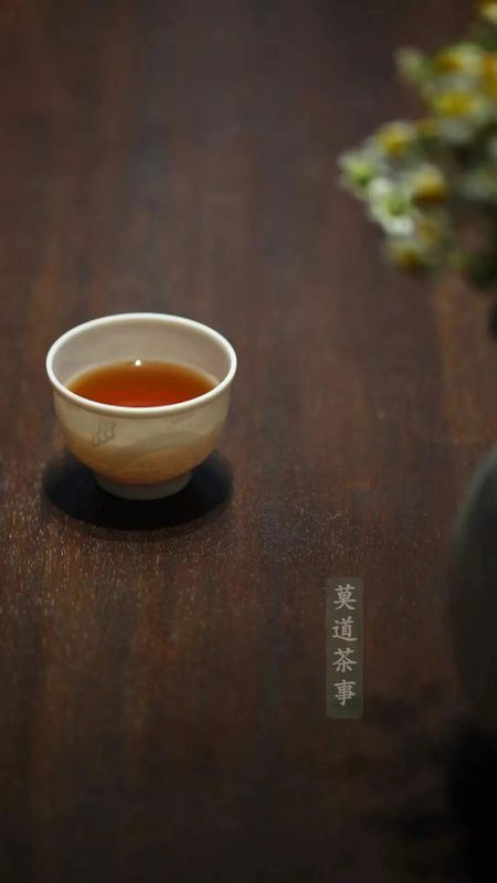 The Graceful Dance of Tea, an Oasis of Tranquility in the Worldly Hustle-1