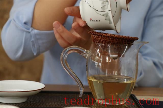 Avoid These Common Mistakes When Brewing Tea!-1