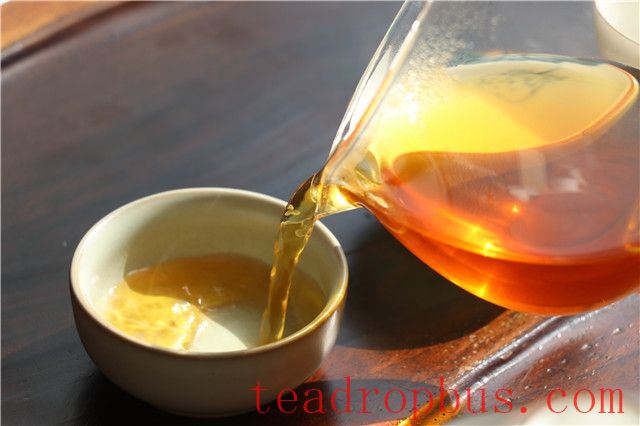 The Brewing Method and Techniques for Black Tea-3