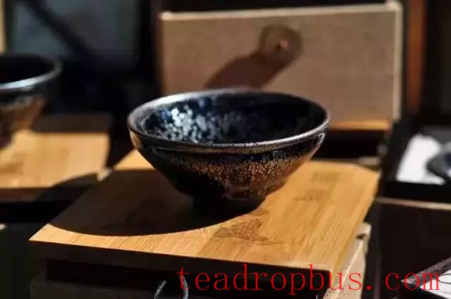 Teacups: Twenty Types—How Many Have You Used?-1