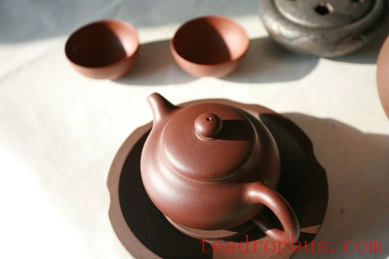 How to Place a Tea Tray Without Losing Face?-5