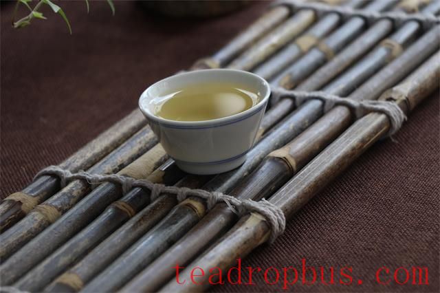 The Benevolence and Wisdom in the Essence of Tea: Tasting the True Meaning of Life-2