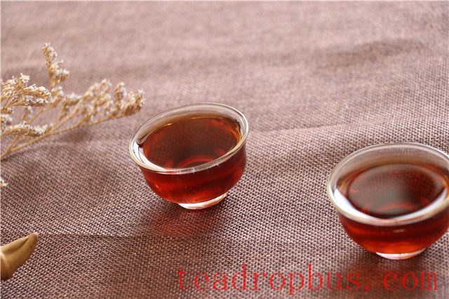 Who is suitable to drink Pu'er tea?-1