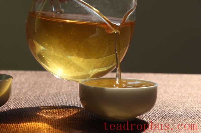 Brewing Steps for Raw Pu'er Tea-5