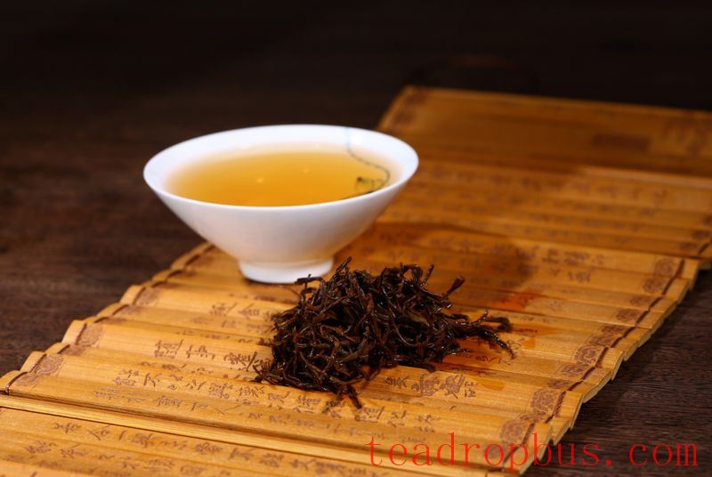 What Tea Do Yixing Locals Use to Nurture Their Purple Clay Teapots?-7