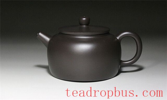Yixing Clay Teapots: If Not in Use for a Long Time, Do Not Store Them in Velvet Boxes!-3