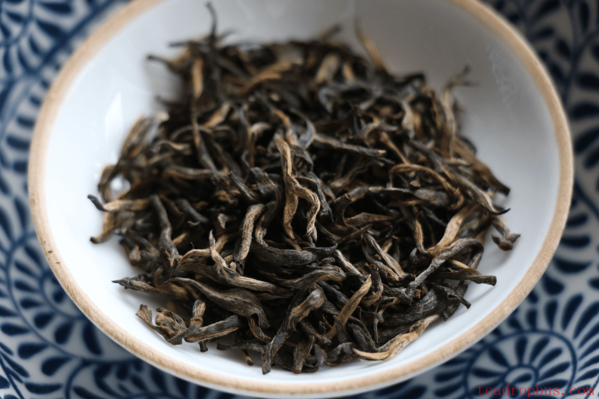 How to Brew Jin Jun Mei? Experience the Rich Aroma of Top-Grade Black Tea-1