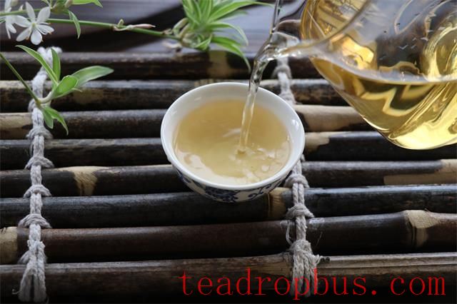 Heart Soothed by Tea Aroma: Finding Calm Amidst Life's Ups and Downs-2