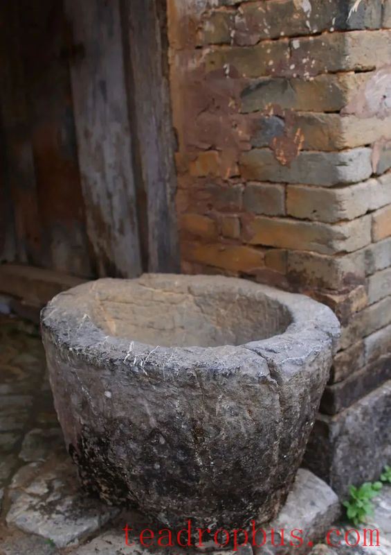 The Ancient Tea Town of Yiwu, Granted the Title 