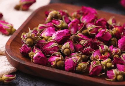 Explore the Amazing Benefits and Simple Brewing Method of Rose Petal Tea-2