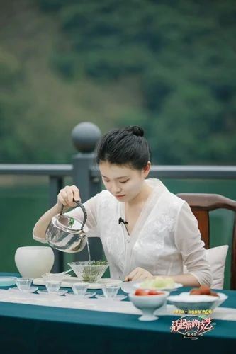 In Search of China's Tea Aroma - The Art of Green Tea Making (Taiping Houque)-7