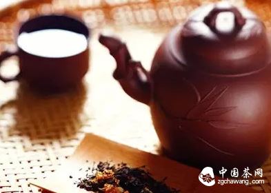 In addition to Pu'er and Oolong, other teas can also be brewed with a Purple Clay Pot-2