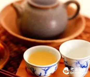 There is a way to tea, and there is also a way to teaware.-1