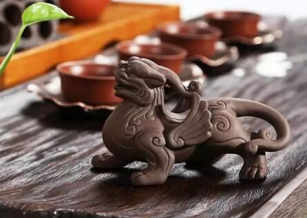 Those Tea Pets on the Tea Tray: How to Nurture Them and Their Origins?-8-ChinaTeaGuru: Exploring Chinese Tea Culture and Kung Fu Tea - Tea Art, Tea Ceremony, Tea Knowledge Those Tea Pets on the Tea Tray: How to Nurture Them and Their Origins?-8
