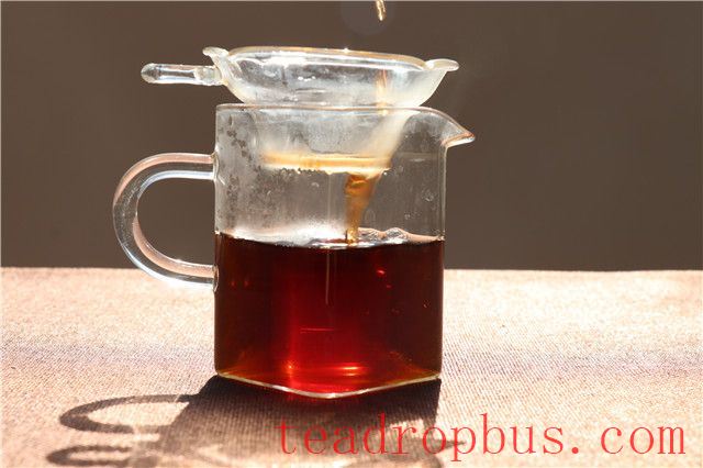 Why is Aged Tangerine Peel Pu'er Tea Suitable for Autumn and Winter?-2