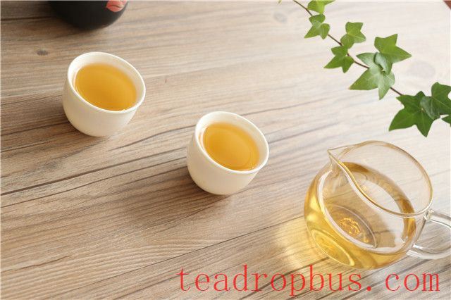 The Pu'er Raw Tea Production Process: Every Leaf and Bud Counts-5