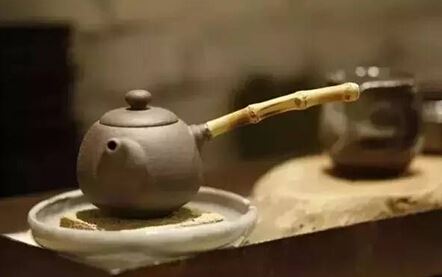 Not knowing your tea ware when drinking tea is like a soldier without his weapon.-2-ChinaTeaGuru: Exploring Chinese Tea Culture and Kung Fu Tea - Tea Art, Tea Ceremony, Tea Knowledge Not knowing your tea ware when drinking tea is like a soldier without his weapon.-2