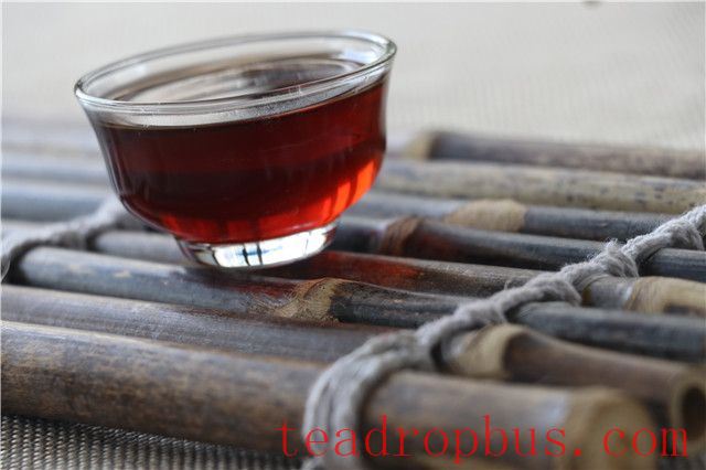 Cleanse the Oils: Enjoy Tea to Nourish Your Spleen and Stomach-3