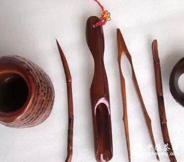 Do you know the uses of several items in a tea set?-1-ChinaTeaGuru: Exploring Chinese Tea Culture and Kung Fu Tea - Tea Art, Tea Ceremony, Tea Knowledge Do you know the uses of several items in a tea set?-1
